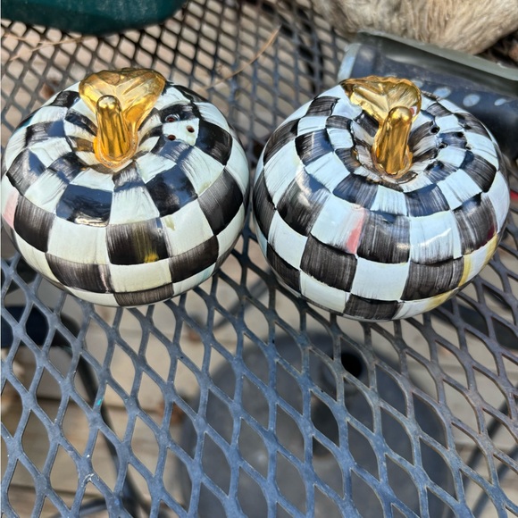 MacKenzie-Childs Courtly Check® Ceramic Apple Salt & Pepper Shakers - Picture 3 of 9